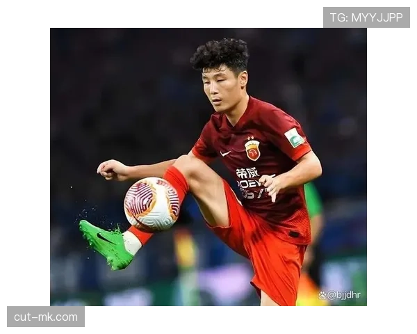 武磊这生活细节有点豪，谁能想到足球场上的他会这么讲究外卖口味？