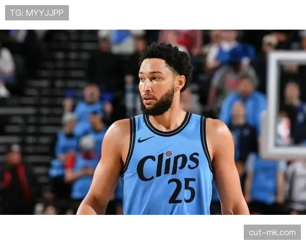 本·西蒙斯低位背打提升得分效率明显优于季后赛表现