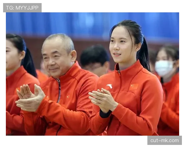 朱雪莹训练完直接去奢侈品店刷卡？这反差谁懂啊